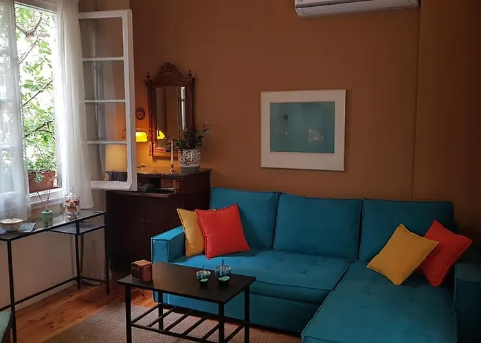 Konstantinos's Luxury Vintage Thessalonique